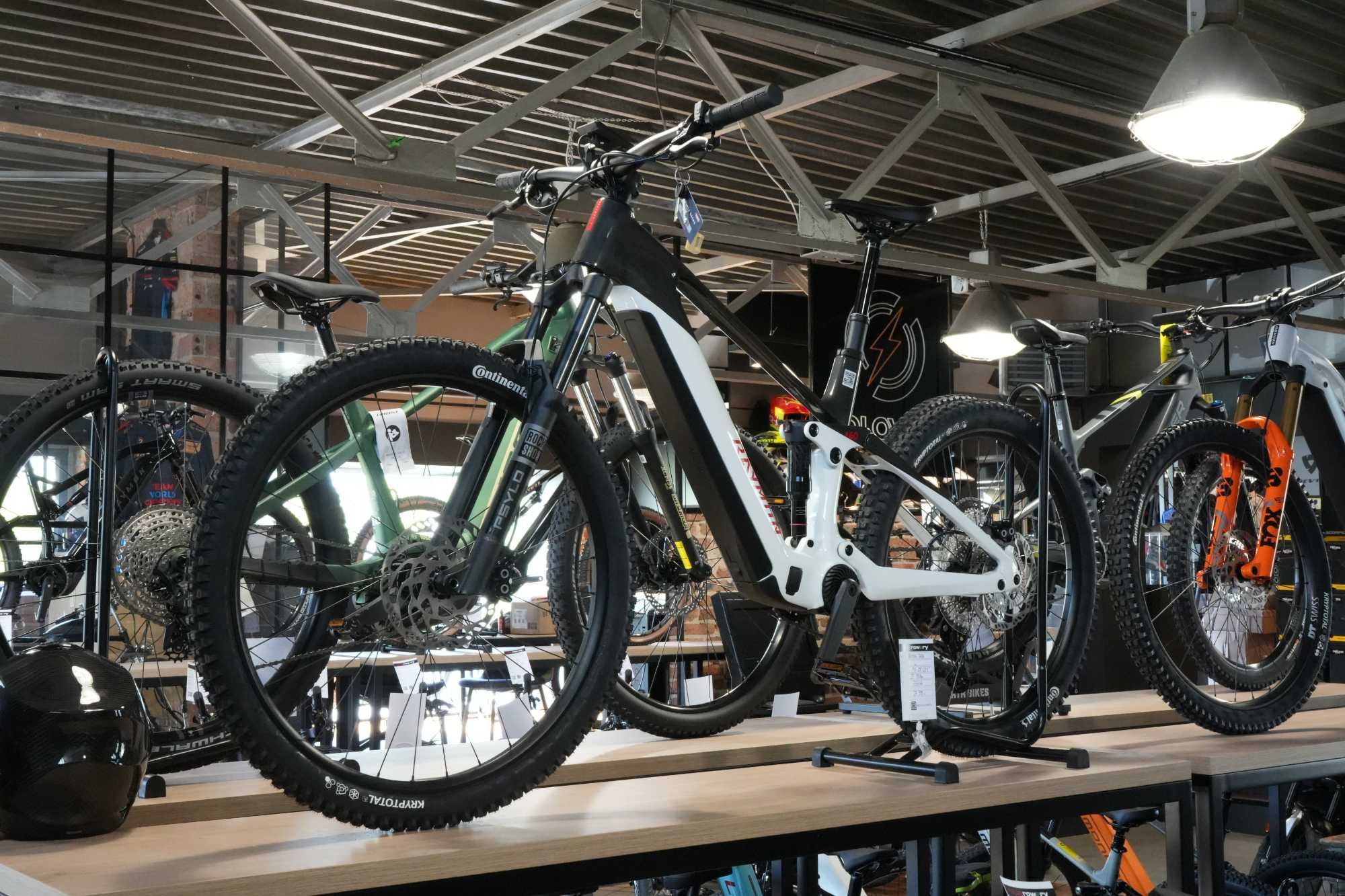 Rower Elektryczny Ebike Raymon Tarok Rozmiar L
