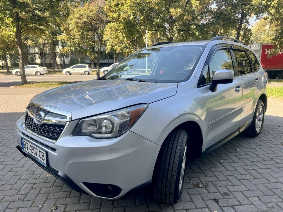 Субару форестер в отличном состоянии