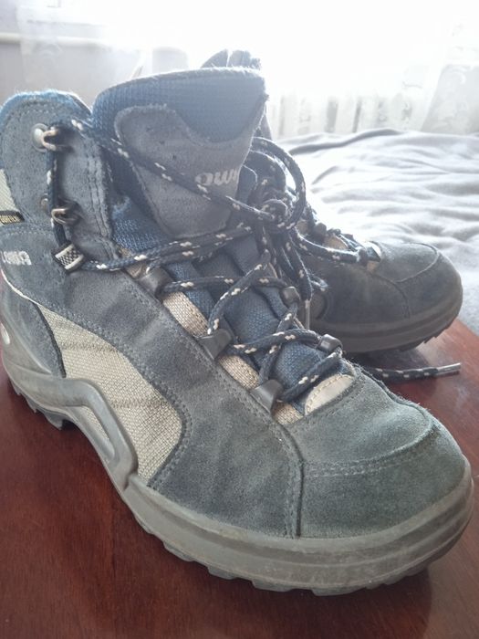 Ботинки Lowa(Slovakia) оригінал.