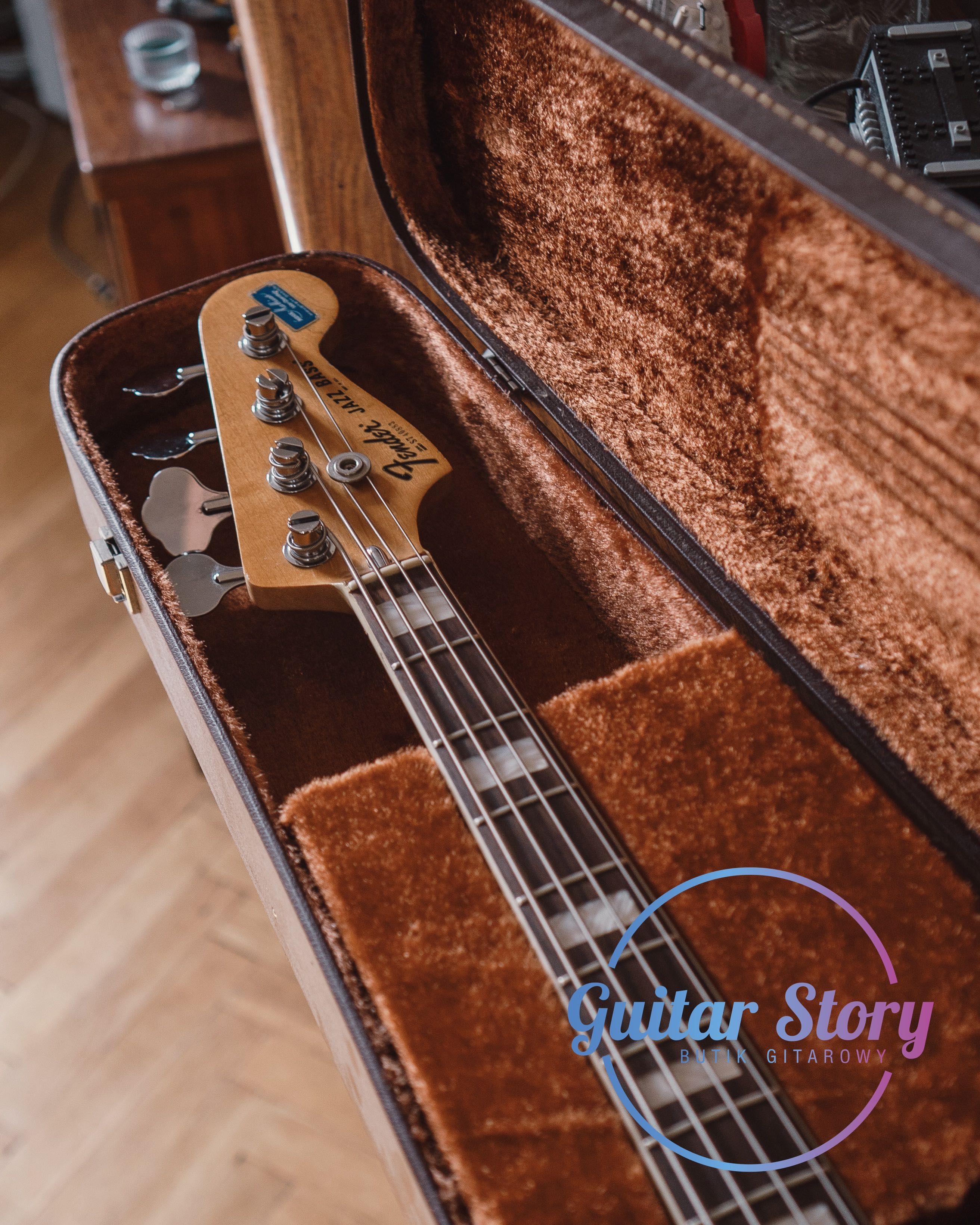 1978 Fender Jazz Bass | Case