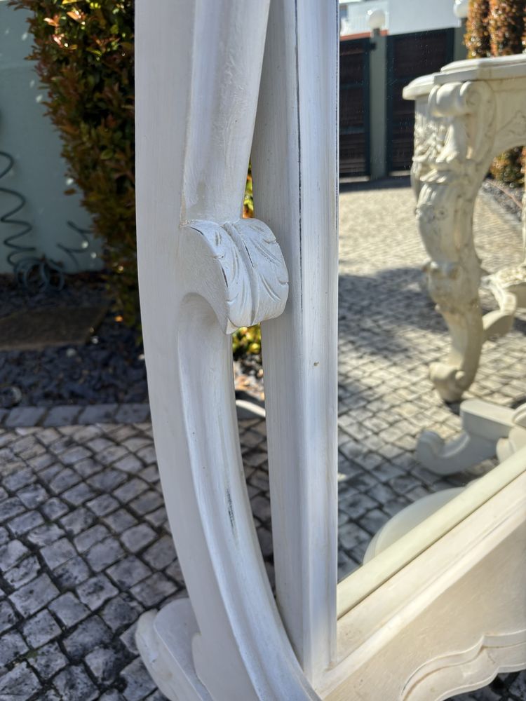 Espelho de pé decapé branco madeira maciça