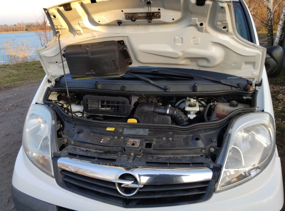 Опель віваро 2010р