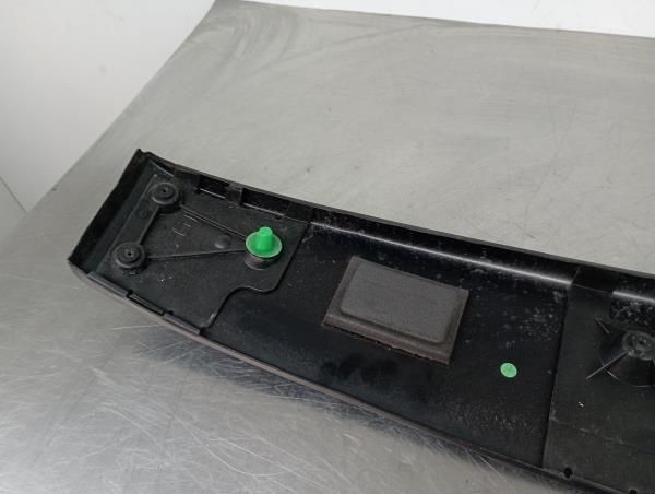 Spoiler / aileron da tampa da mala RENAULT Clio II (BB0/1/2_, CB0/1/2_