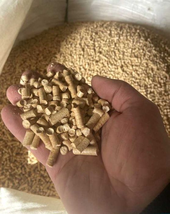 Вугілля брикети пелети для котлів і камінів