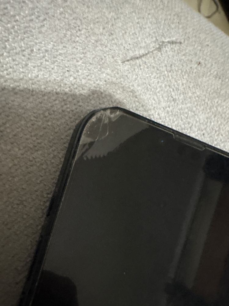 Iphone 13 azul escuro