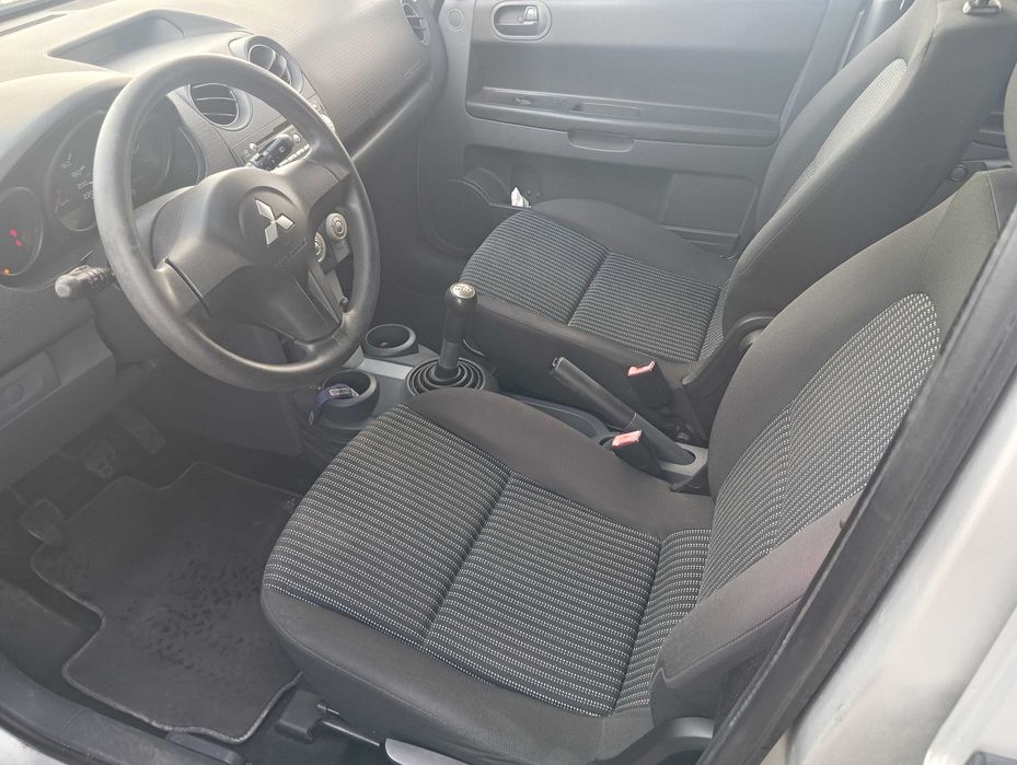 Mitsubishi Colt 1.1 AC 117.000km 2008
