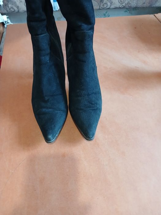 Продам зимові теплі чоботи ботфорти