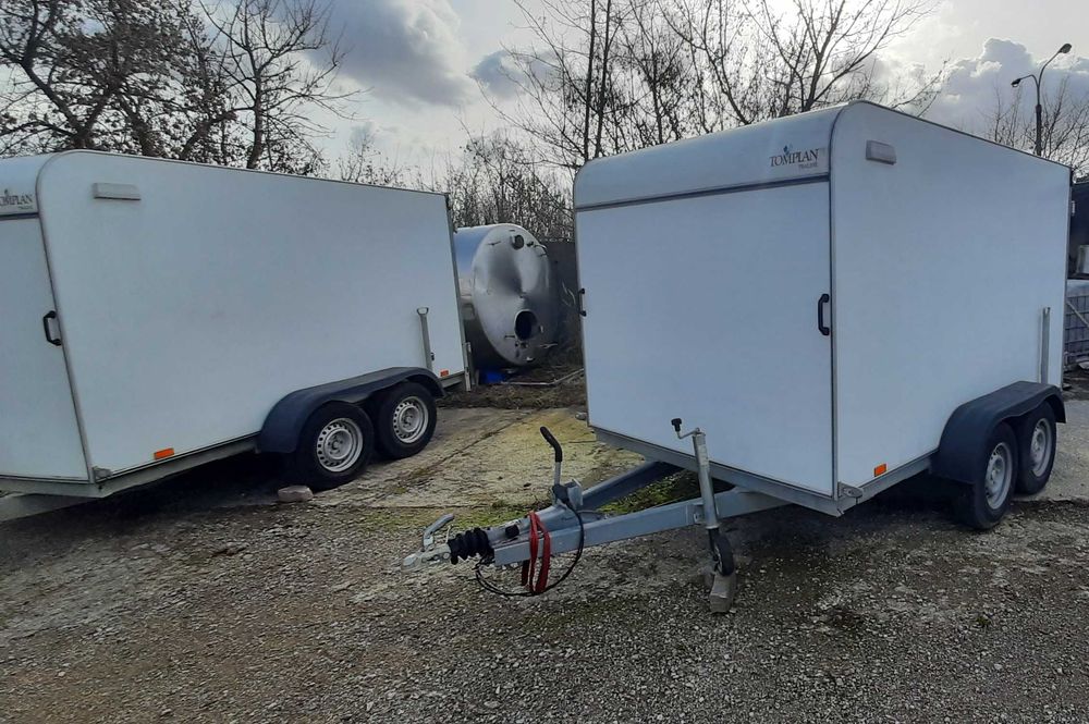 Przyczepa zamknięta dwuosiowa TOMPLAN – świetny stan!