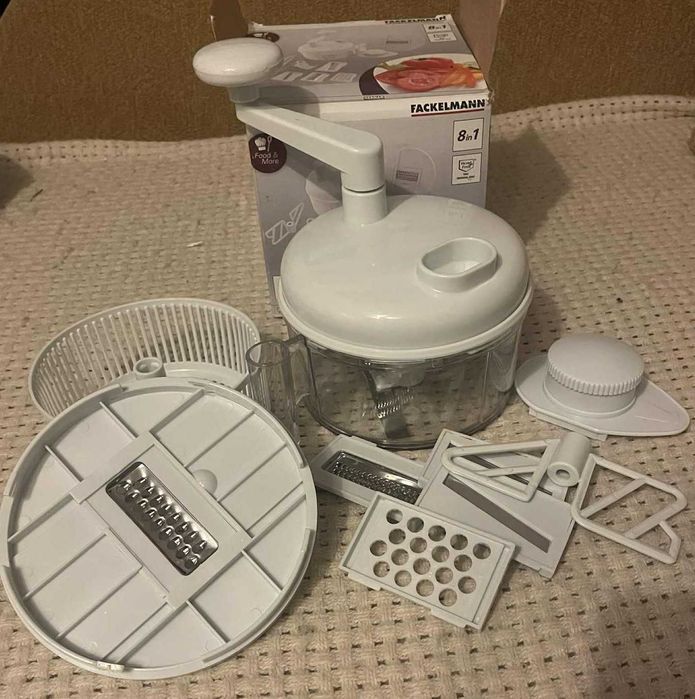 Кухонний комбайн ручний/овочерізка FACKELMANN (8 в 1)