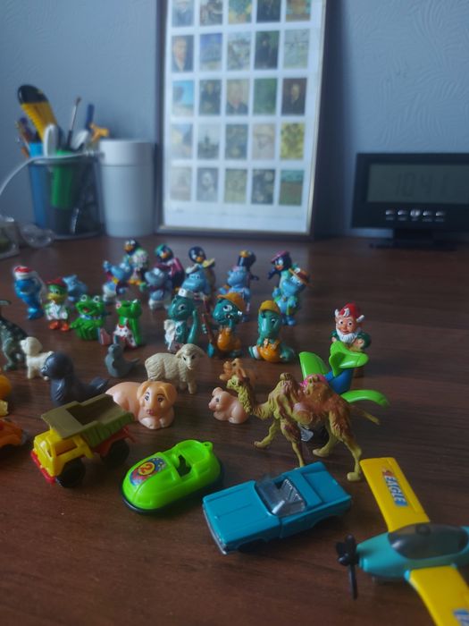 Игрушки Киндеры поштучно