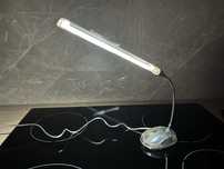 Lampka biurkowa LED na USB