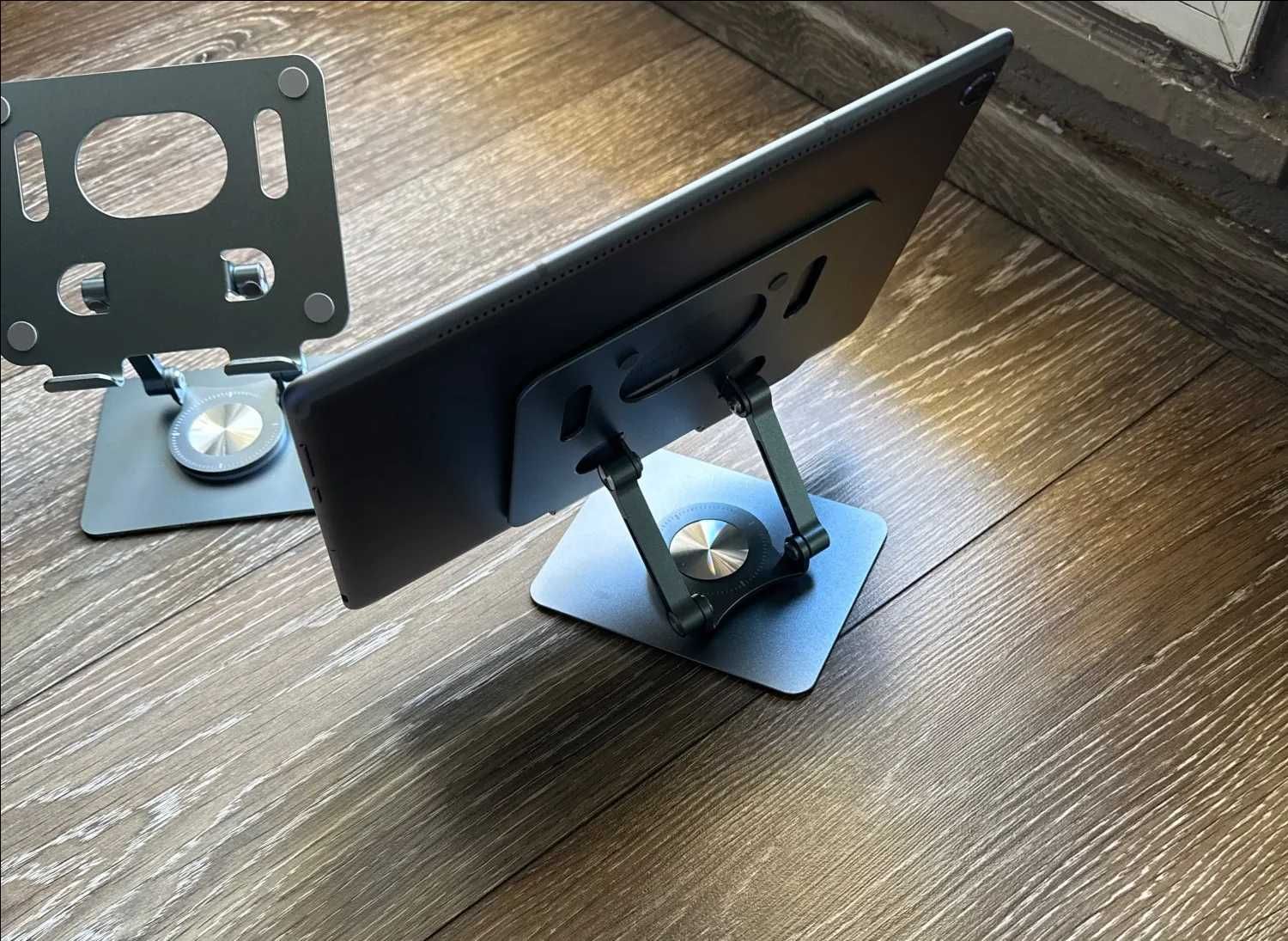Алюмінієва підставка для планшета з механізмом для обертання на 360°