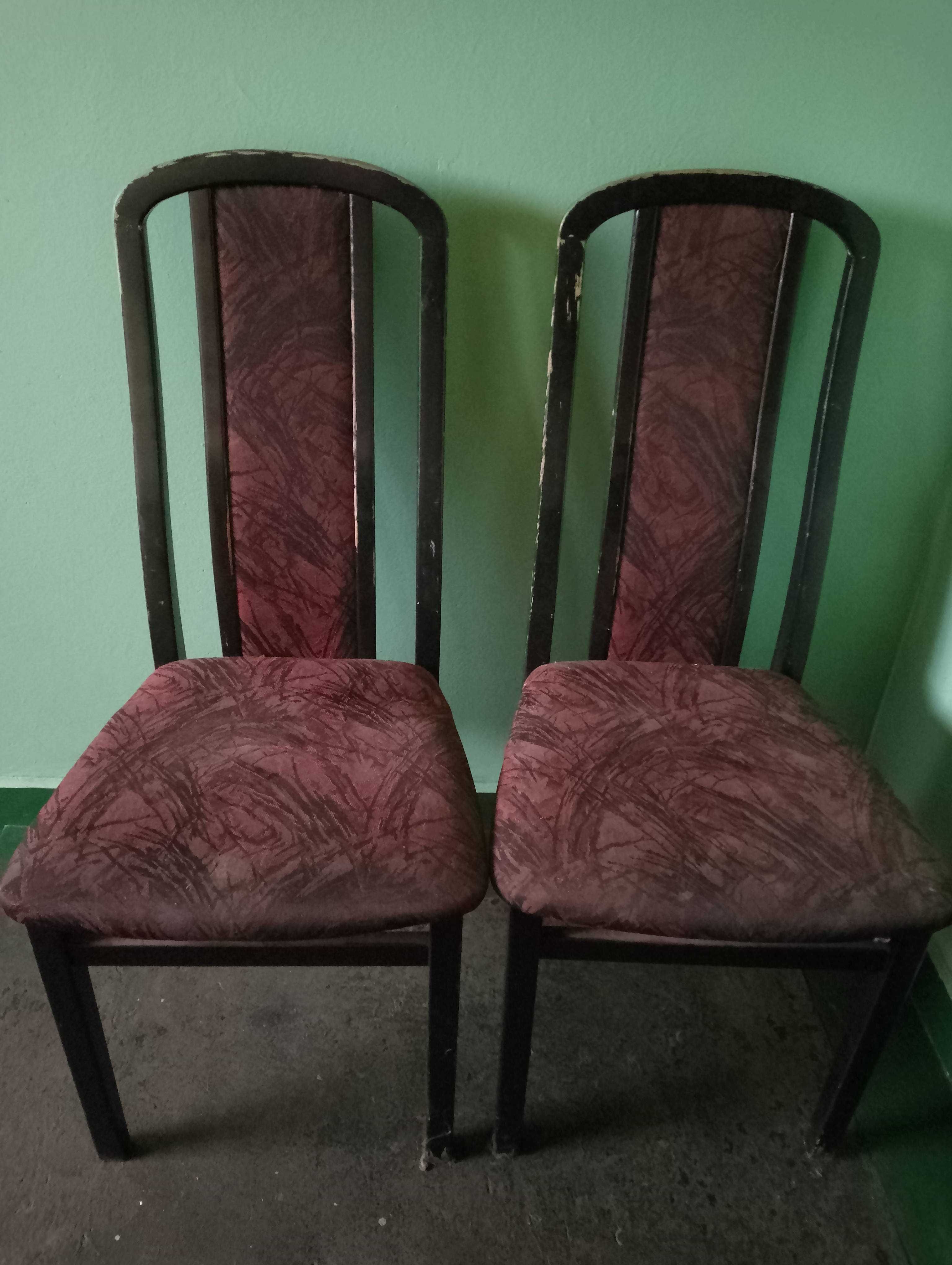 Krzesła drewniane stare 4 sztuki