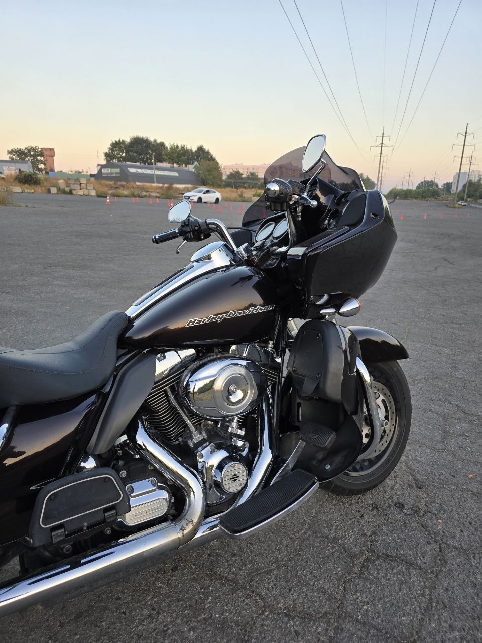 Harley-Dawidson Road Glide (street glide)