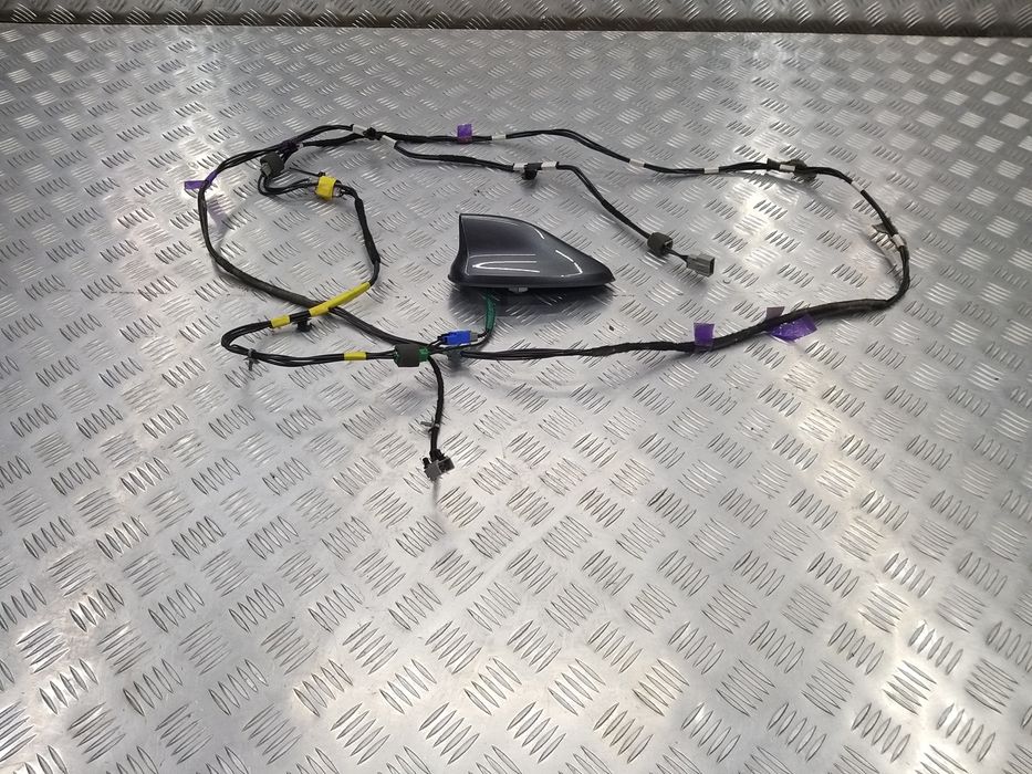 Плавник антена на Infiniti QX50 J55