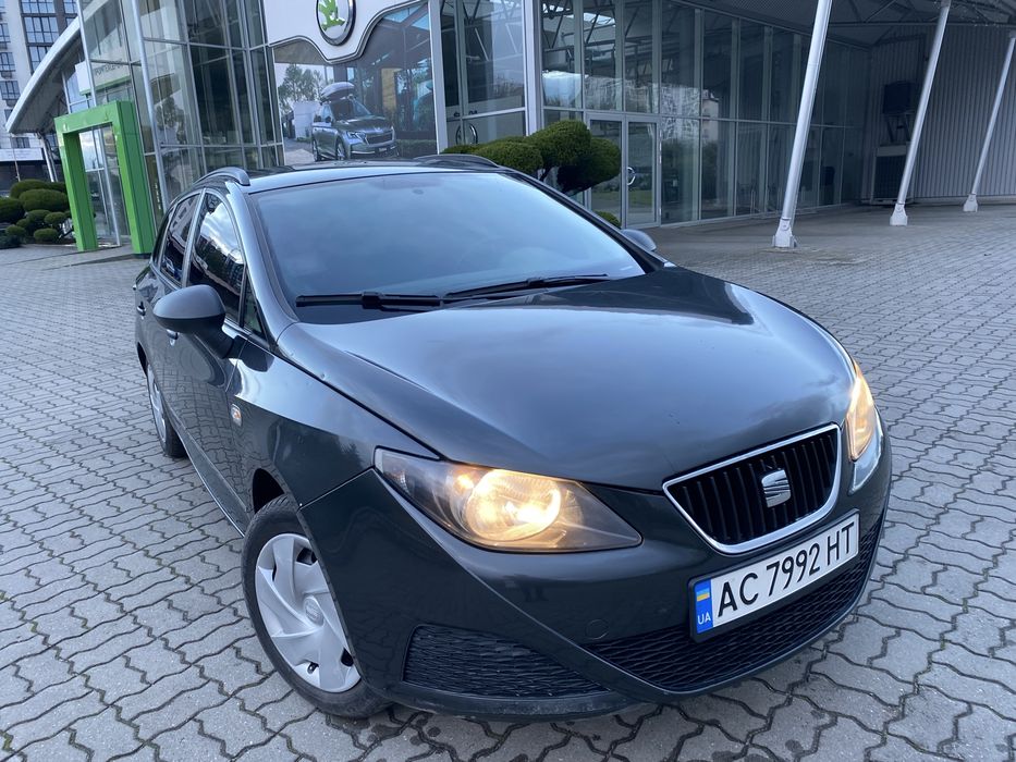 Seat Ibiza 2011 рік