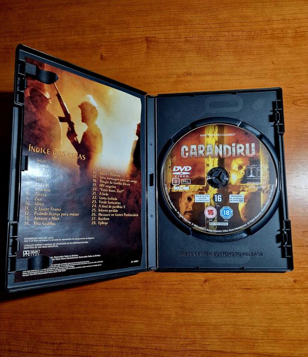 CARANDIRU - Um massacre que comoveu o mundo /CINEMA BRASILEIRO