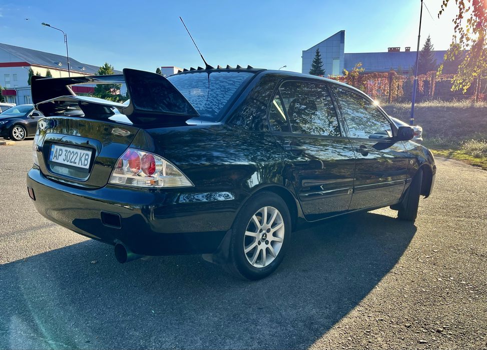 Продам Mitsubishi Lancer 1.6