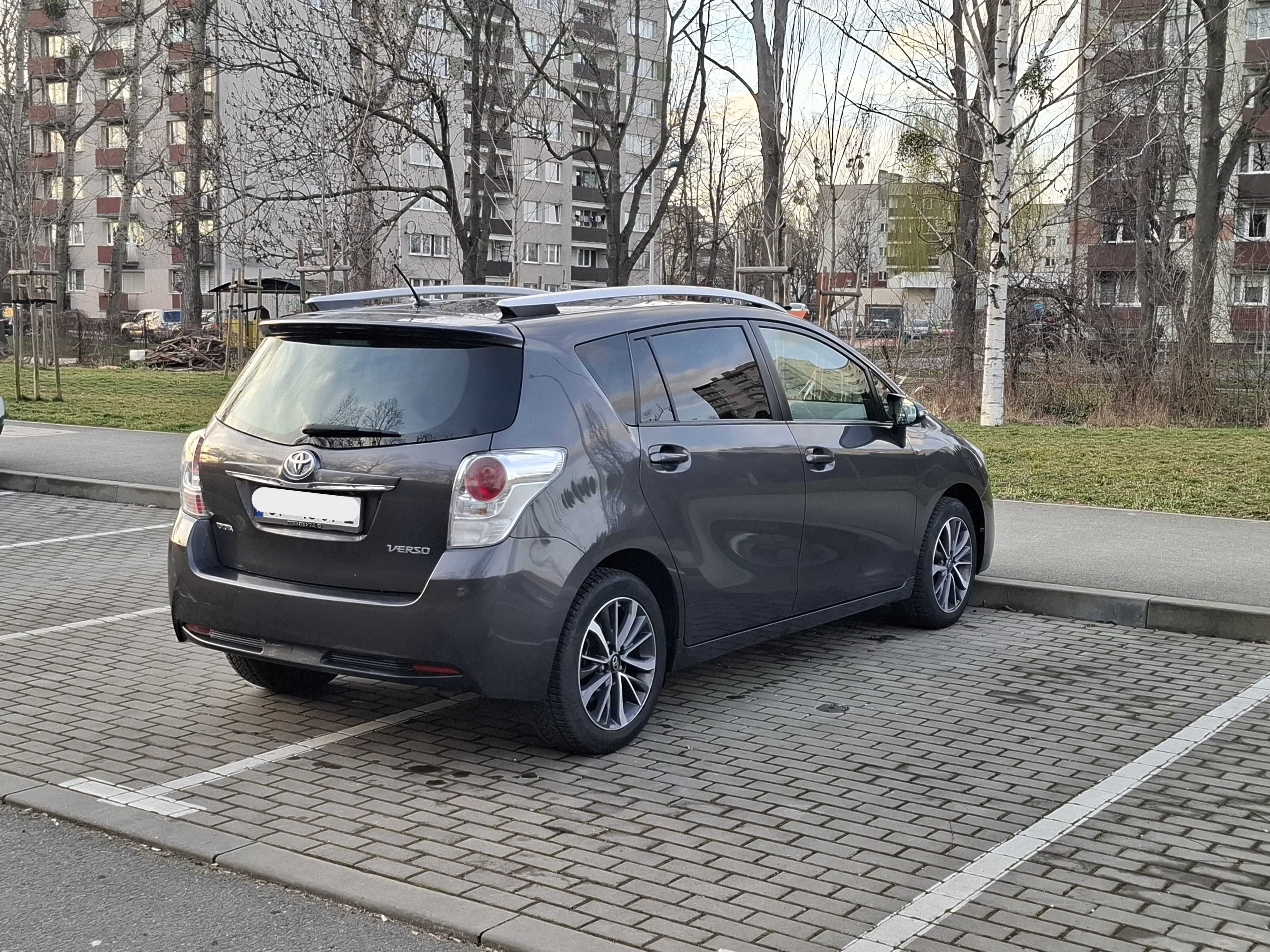 Toyota Verso 7 osobowa 1,8 Salon Polska wersja Prestige