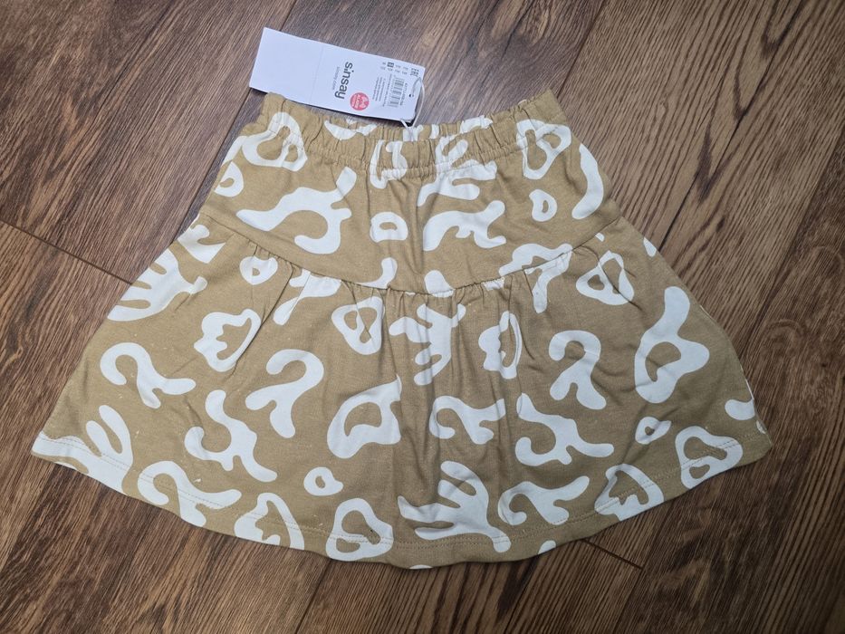 Spódniczka dla dziewczynki r. 98 Sinsay dziurka