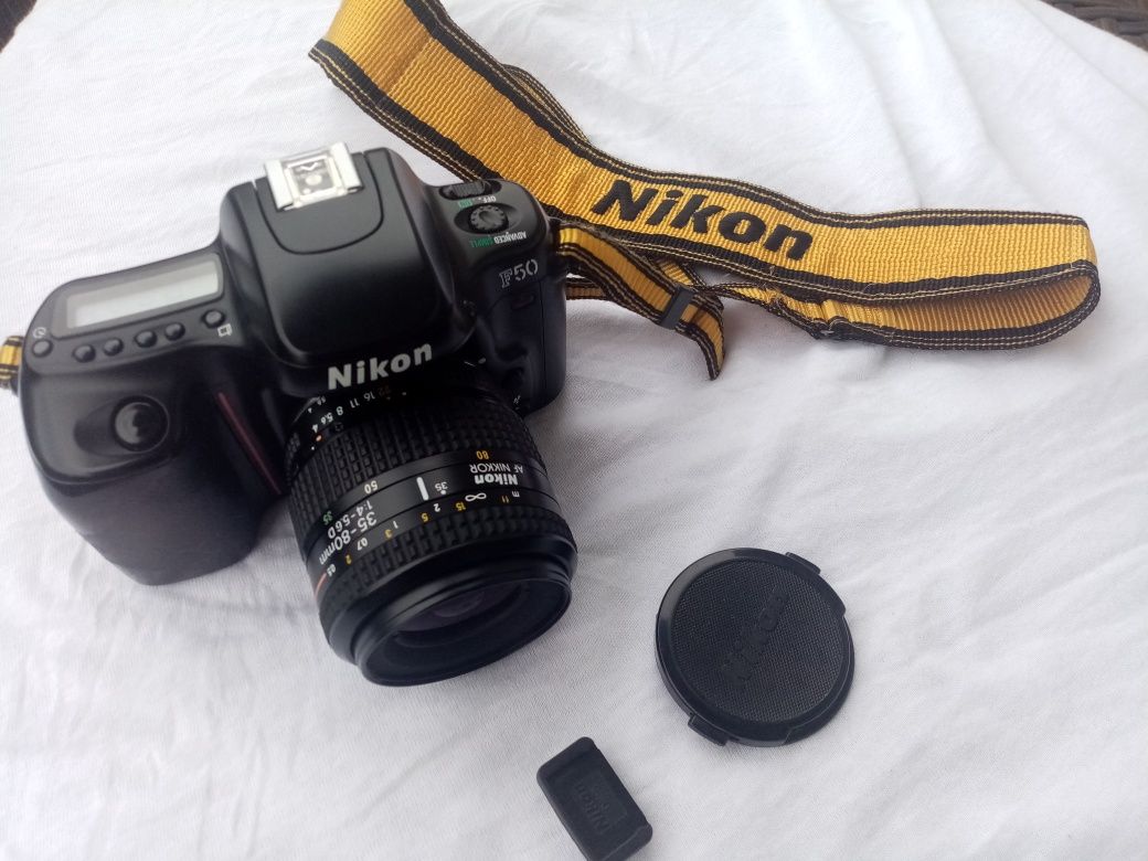 Nikon F50 analogowy
