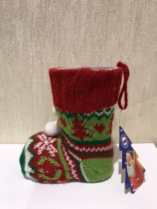 игрушка,подставка под карандаши и др.