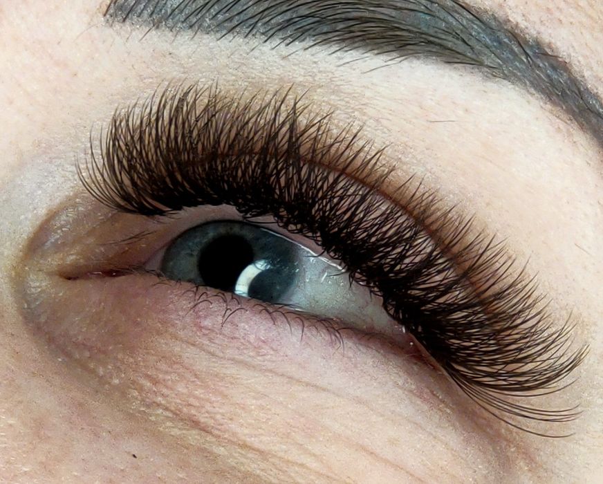 Запрошую на Нарощення вій