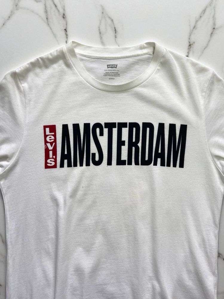 Levi’s Amsterdam T-shirt