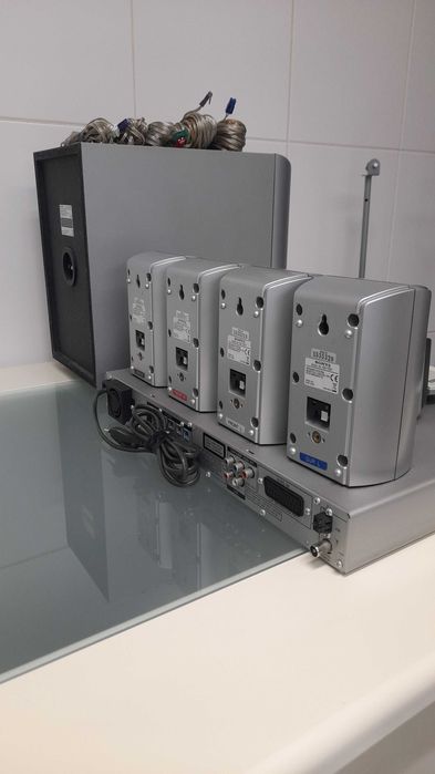 Sistema Surround 5.1 Sony Modelo Dav-dz110