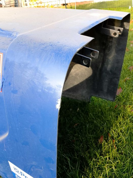 Maska do Farmtrac 690dtn, uszkodzona