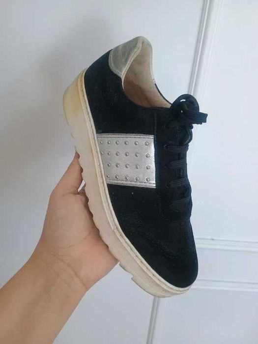 Sneakersy buty na wysokiej podeszwie skórzane clarks 38