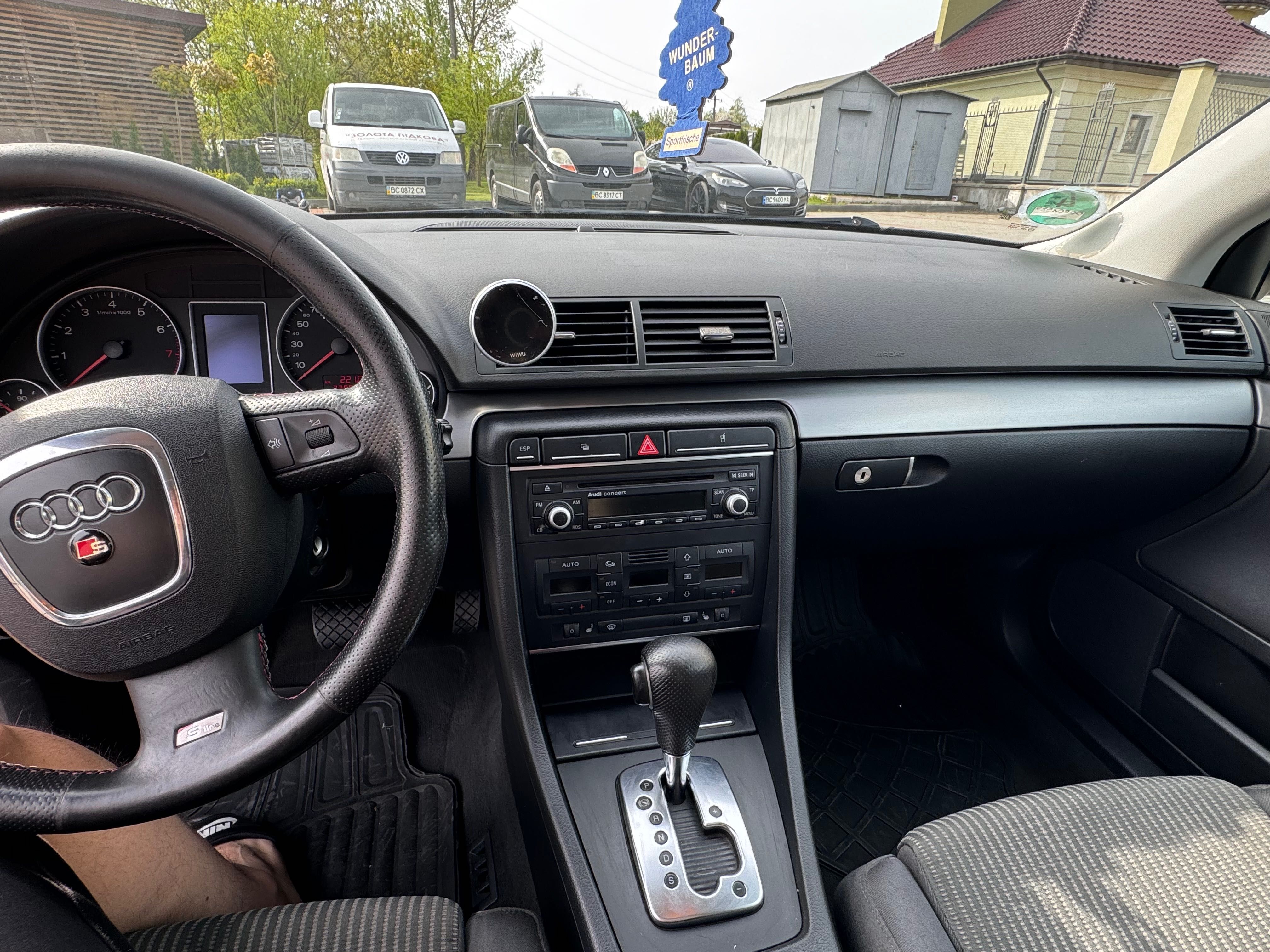 Audi A4 b7 в гарному стані