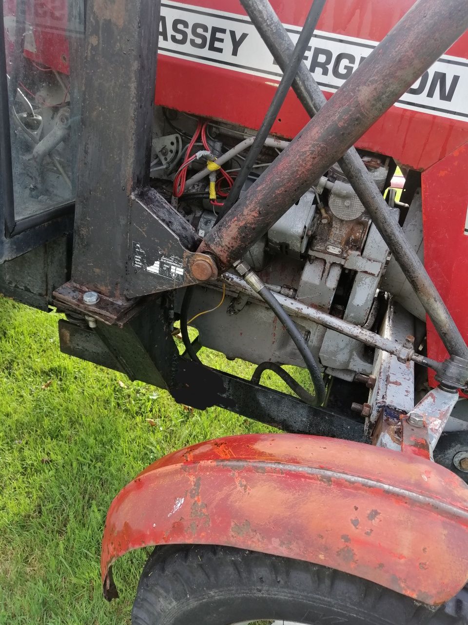 Massey Ferguson 255 z turem w oryginale łyżką widły