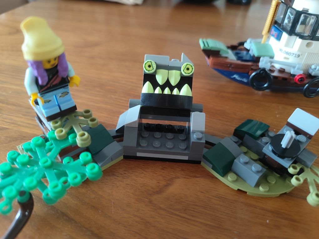 LEGO 70419 wrak łodzi rybackiej