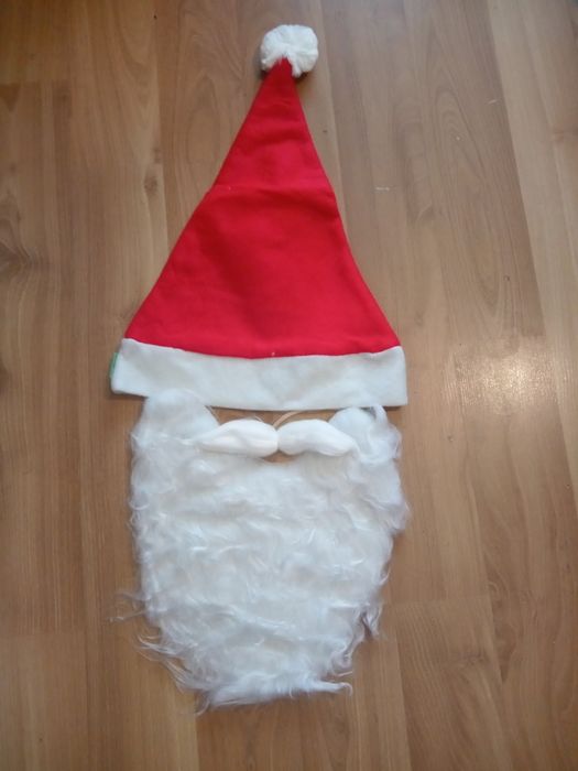 Czapka Mikołaja z brodą