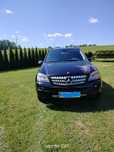 samochód MERCEDES ML 320
