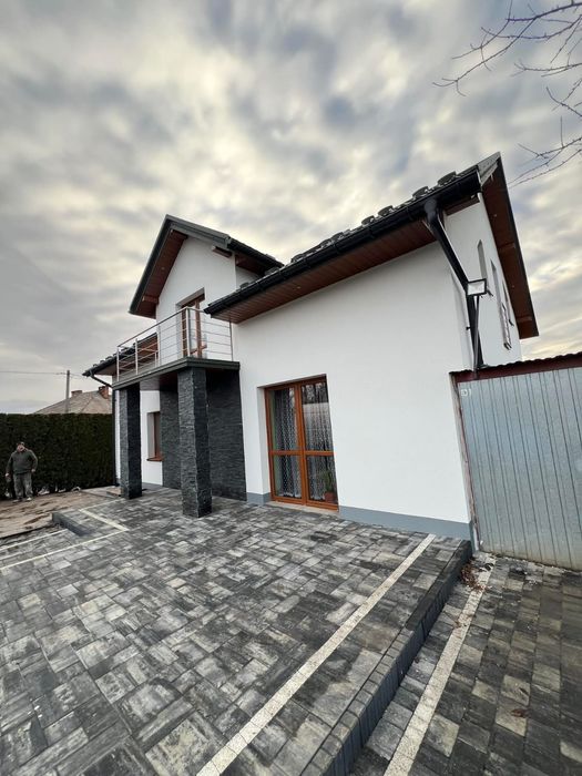 Elewacje, docieplenia, podbitki wolny termin.