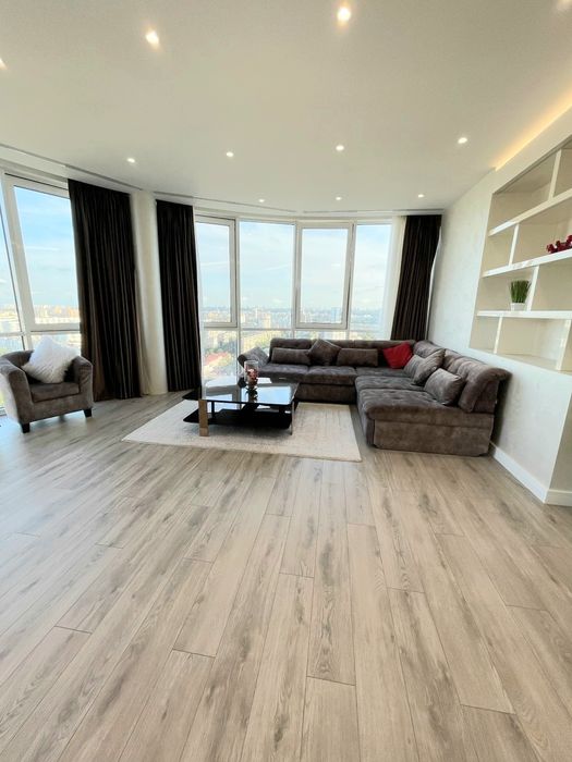 Апартаменты люкс, вид на Днепр с 22эт, панорамные окна!