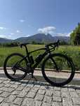 Gravel Pinarello Grevil F, full karbon: rama, kokpit, koła. R. 510