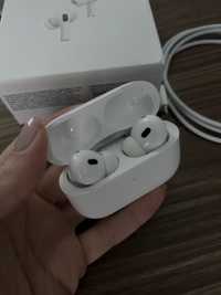 Продам навушники Apple Airpods 2