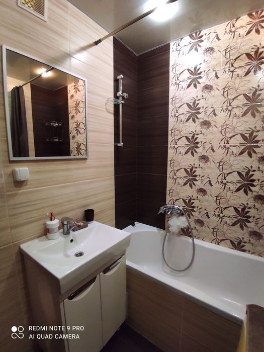 Подобова оренда 2-кім. район Леваневського.