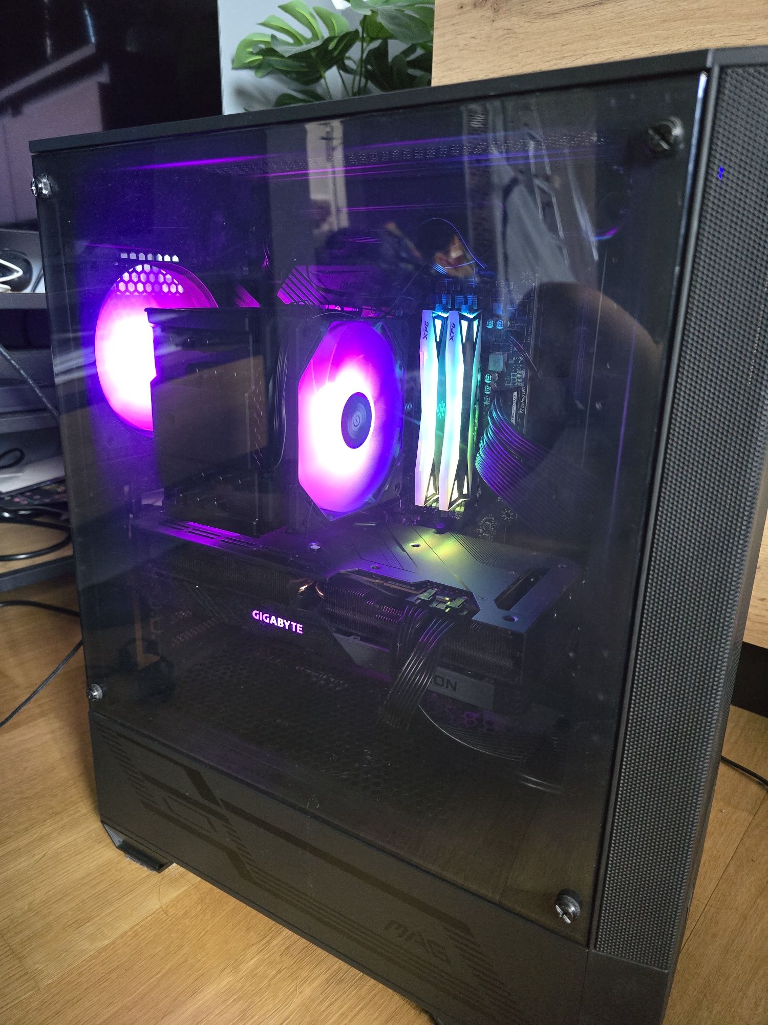 Komputer gamingowy Ryzen 5 5600 RX7800XT