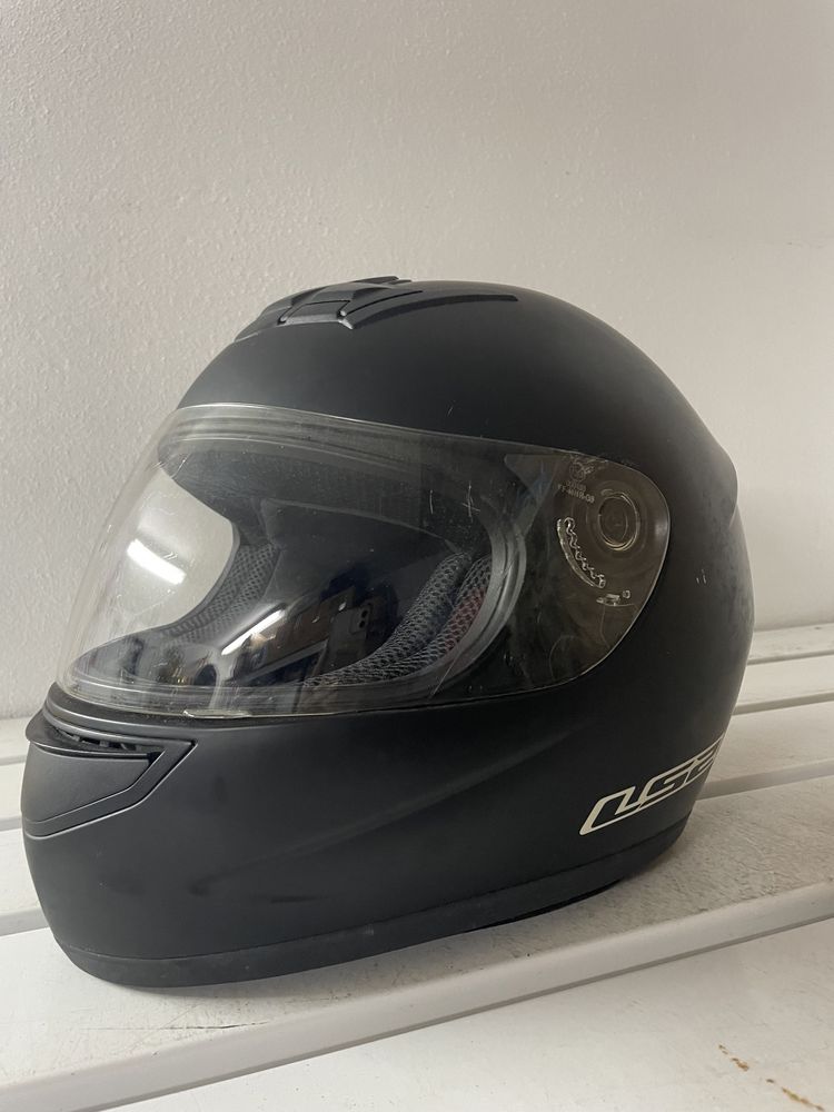 Capacete LS2 preto