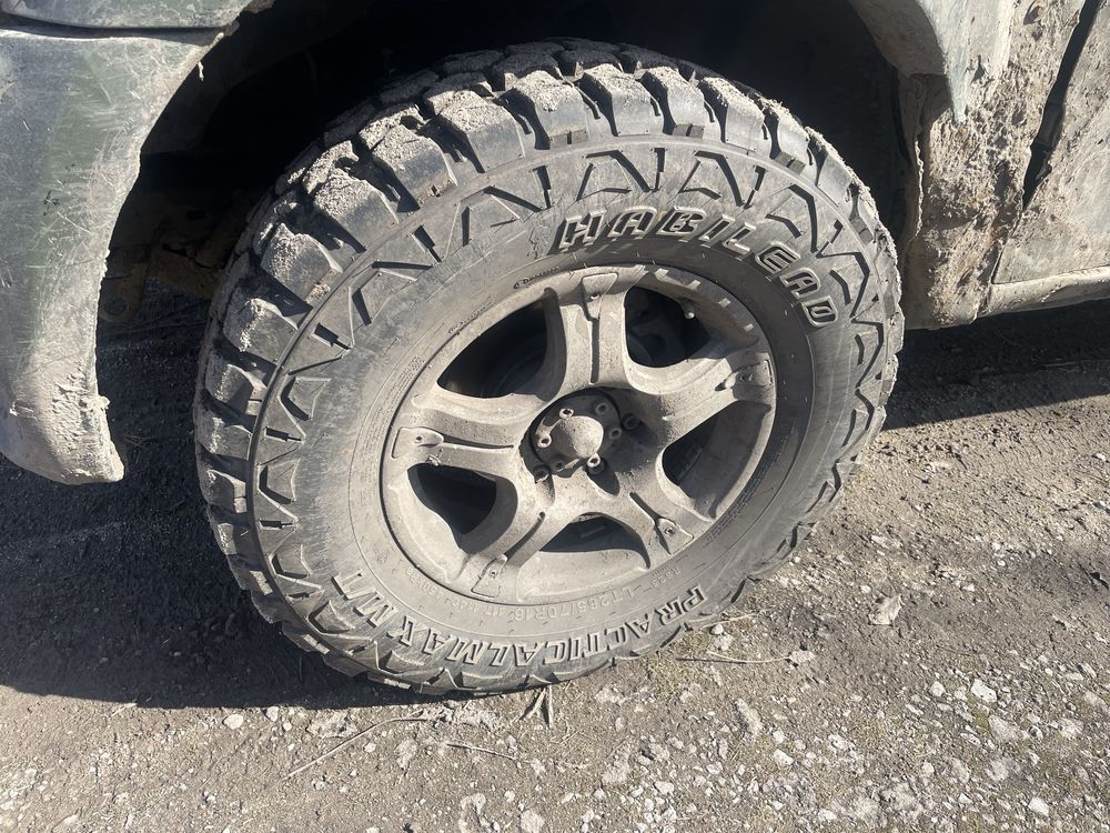 Isuzu  d-max Исузу Д-Макс 2.5/3.0 дизель МКПП/АКПП