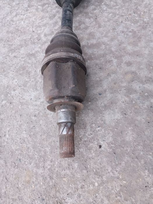 Шруз поворотний кулак полуось передняNissan Navara D40 Pathfinder (05-