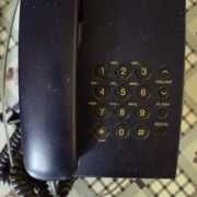 Телефон стационарный кнопочный Panasonic  с проводом и вилкой