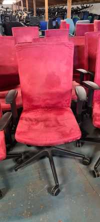 Fotel biurowy Profim czerwony fotele biurowe
