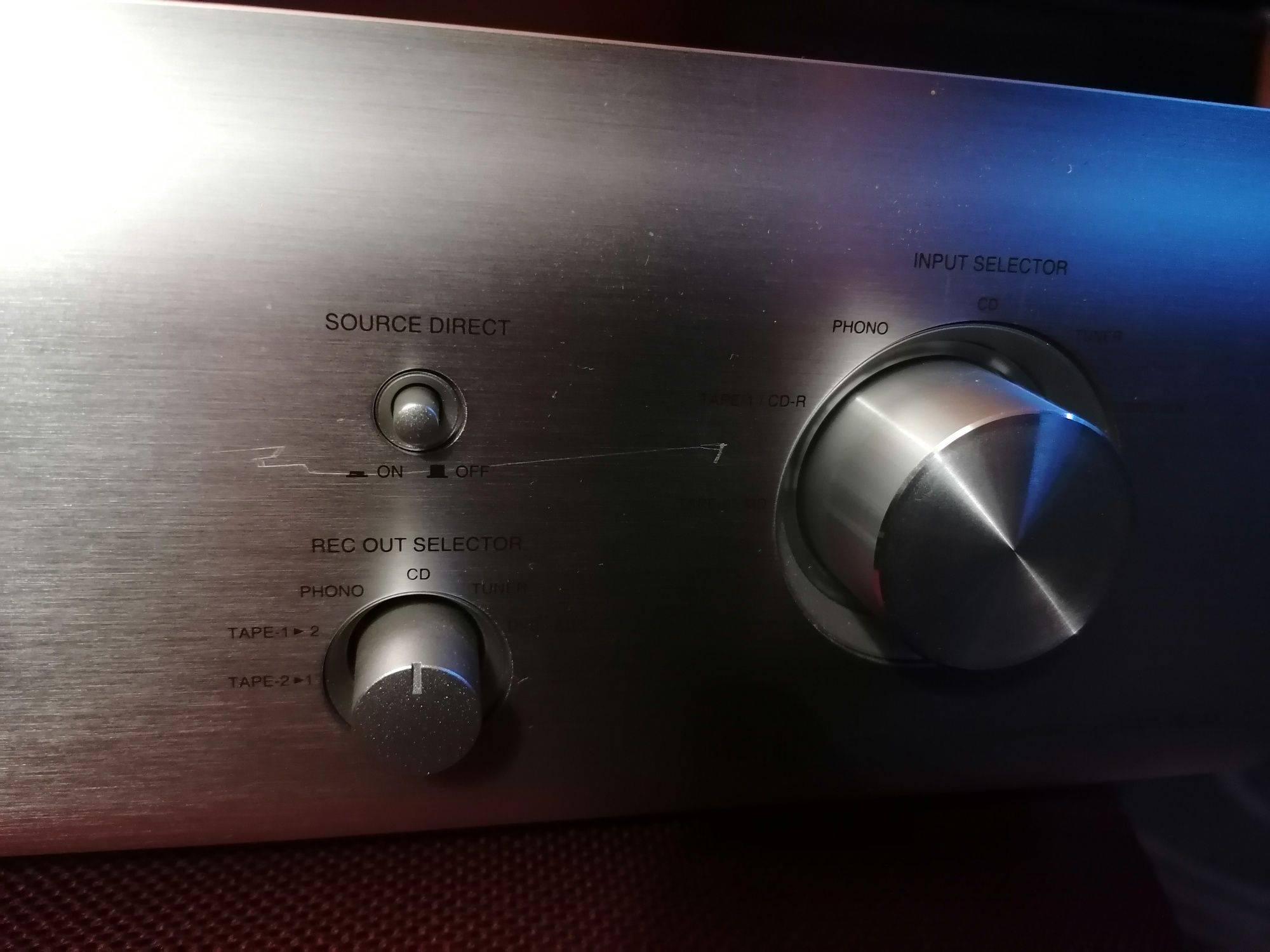 Amplificador Denon PMA-700AE