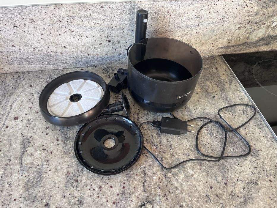 Fontanna poidełko Philips dla kota psa PAW3210/02