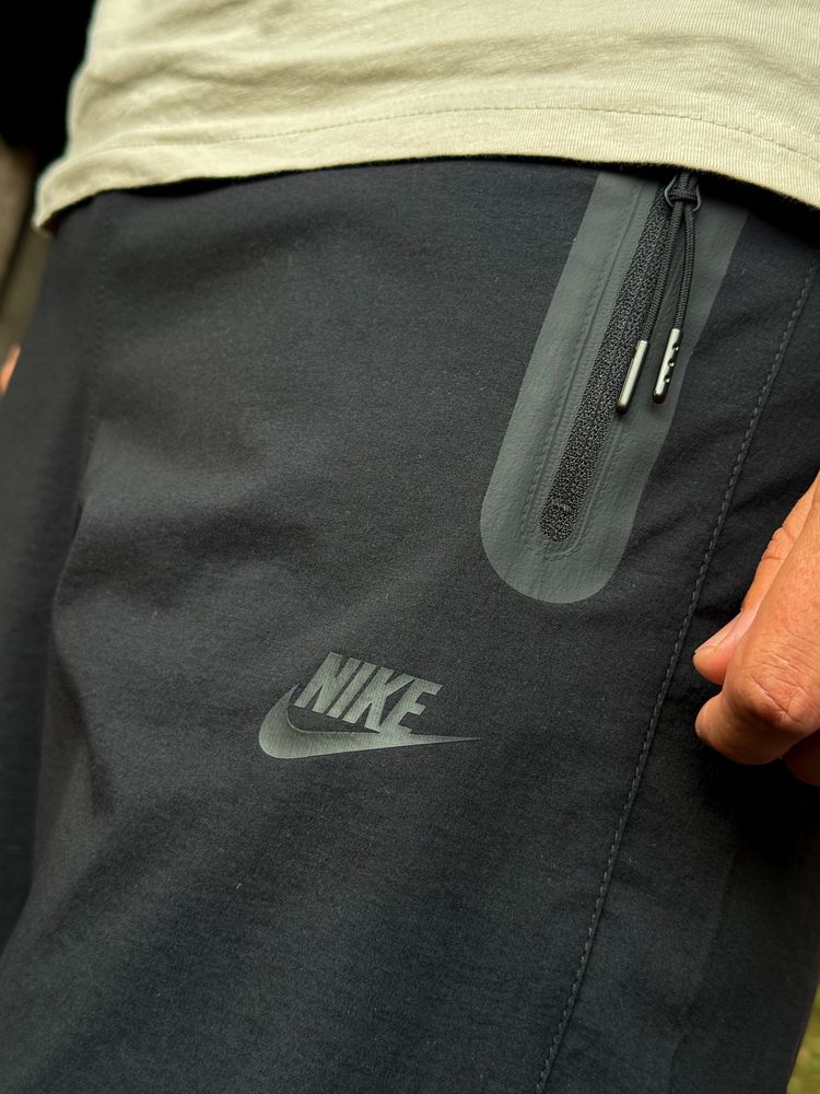 ОРИГІНАЛ‼️Штани Nike Tech woven nylon original нейлон оригінал